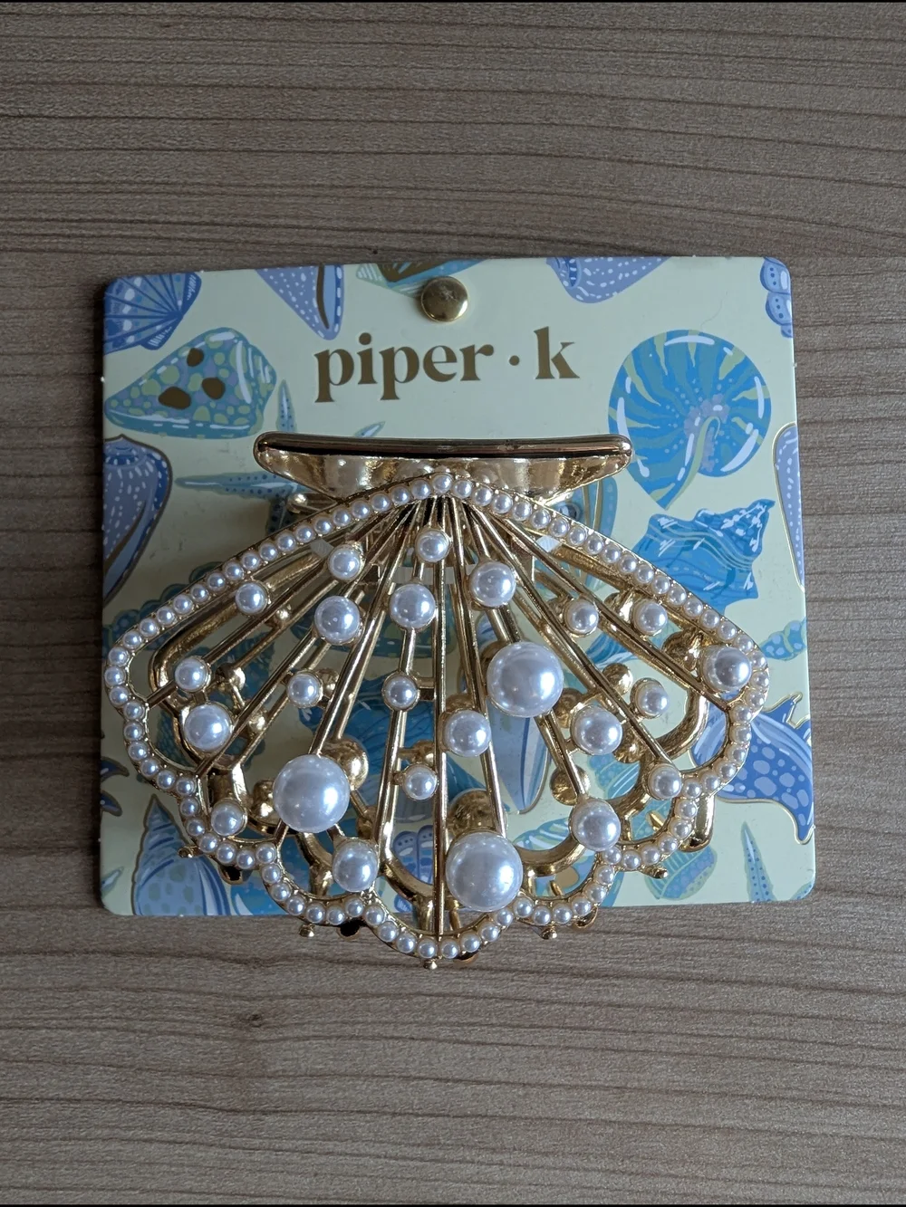 Piper k Gold Pearl Shell Hair Claw Clip